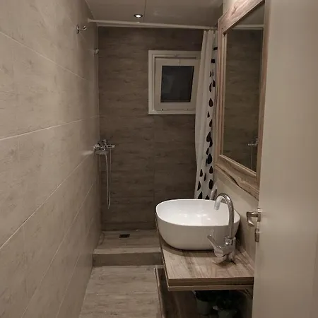 Apartment Cozy Ideally Located Center And Megaron Moussikis Metro Station Athens