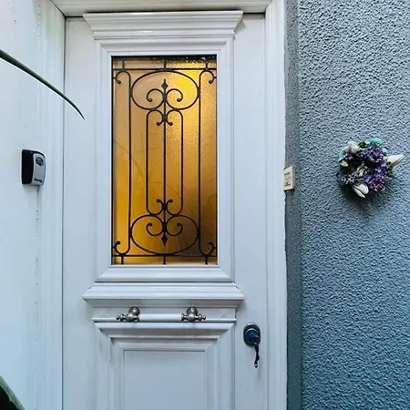 Apartment Cozy Ideally Located Center And Megaron Moussikis Metro Station