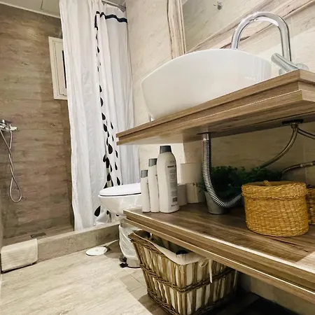 Cozy Ideally Located Center And Megaron Moussikis Metro Station Apartment *