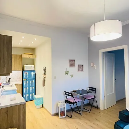 Cozy Ideally Located Center And Megaron Moussikis Metro Station Apartment *